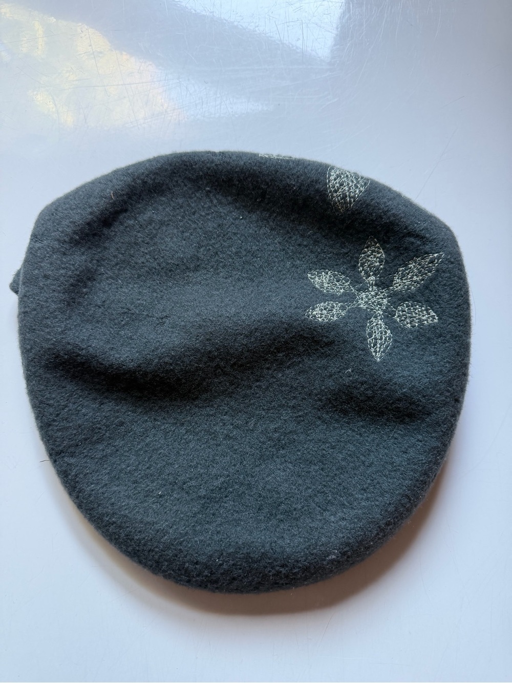 Kangol Wool Blend Grey Beret with Subtle flower Stitch Detail